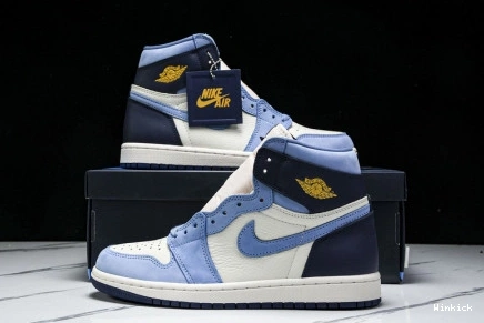 in Flight  1 High Jordan FD2596-400 First OG 1020